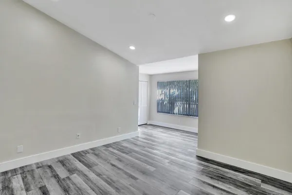 $2,195 | 595 Vista Isles Drive, Unit 1925, Sunrise, FL 33325