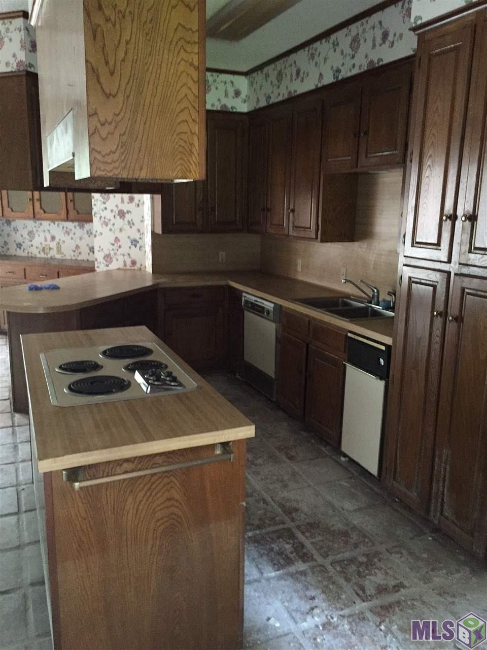16324 Coliseum Avenue Baton Rouge, LA 70816 - Photo 8 of 24 Gallery Image 8