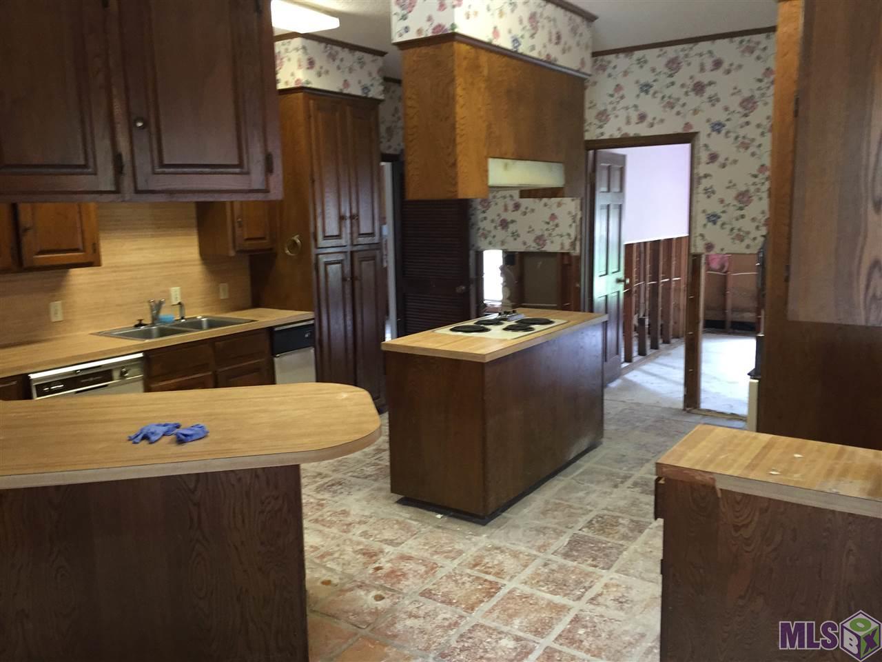 16324 Coliseum Avenue Baton Rouge, LA 70816 - Photo 9 of 24 Gallery Image 9