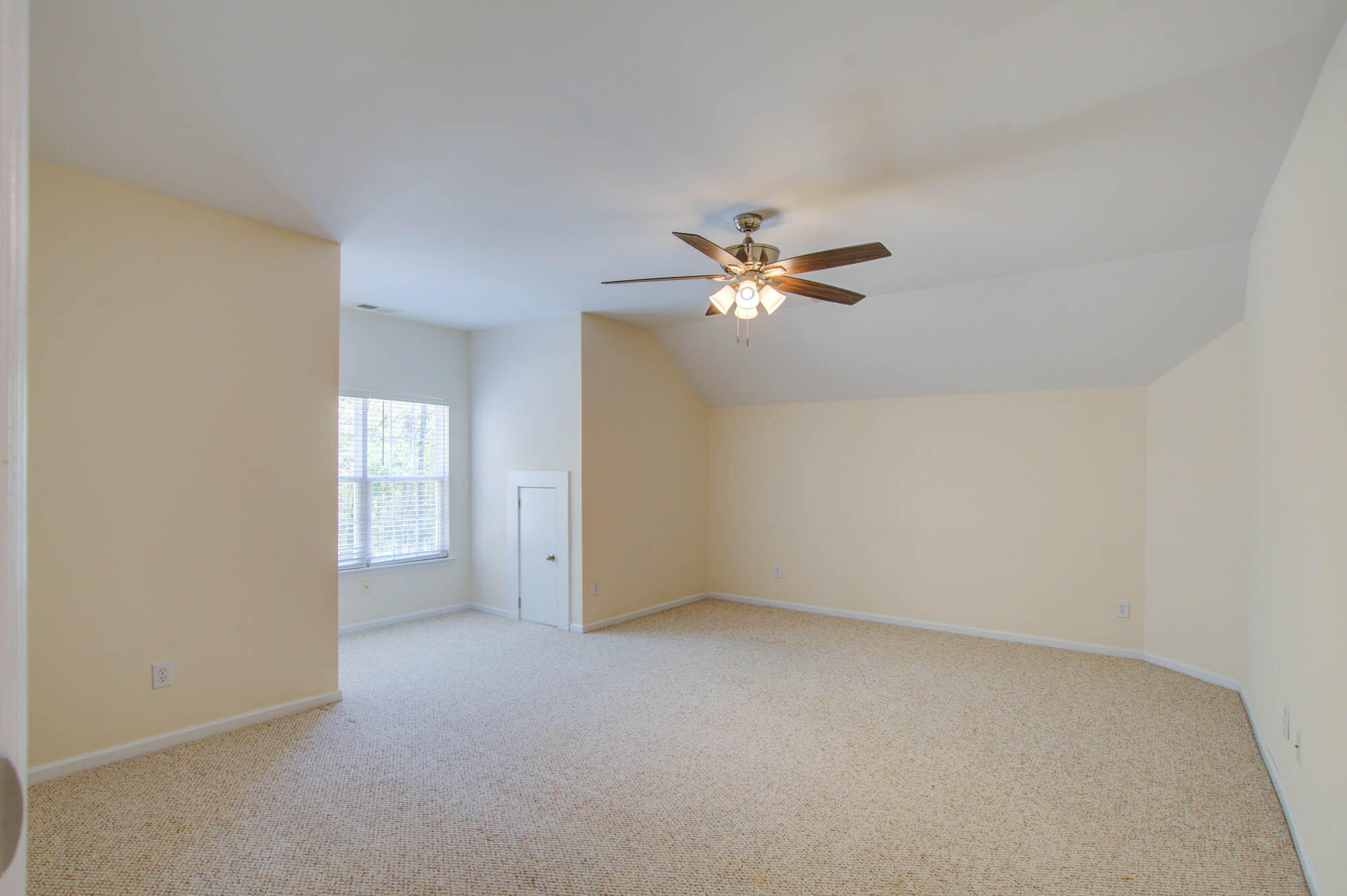 2036 Asher Loop Summerville, SC 29485 - Photo 28 of 32 FROG/4th Bedroom