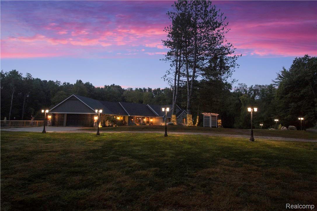 3025 Trilogy Road Milford, MI 48381 - Photo 1 of 38 aaaasky.jpg