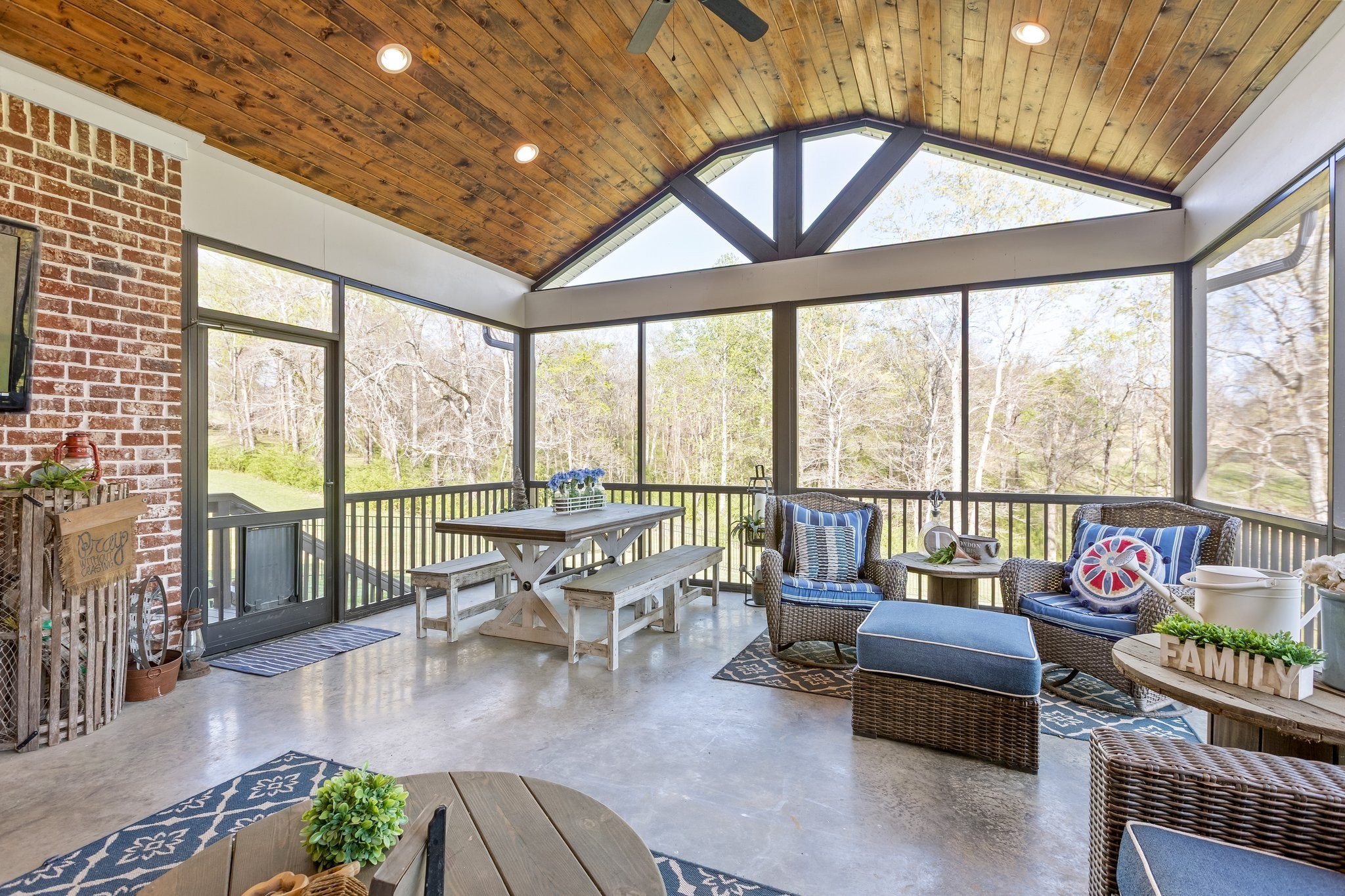 1070 Hideaway Road Columbia, TN 38401 - Photo 6 of 60