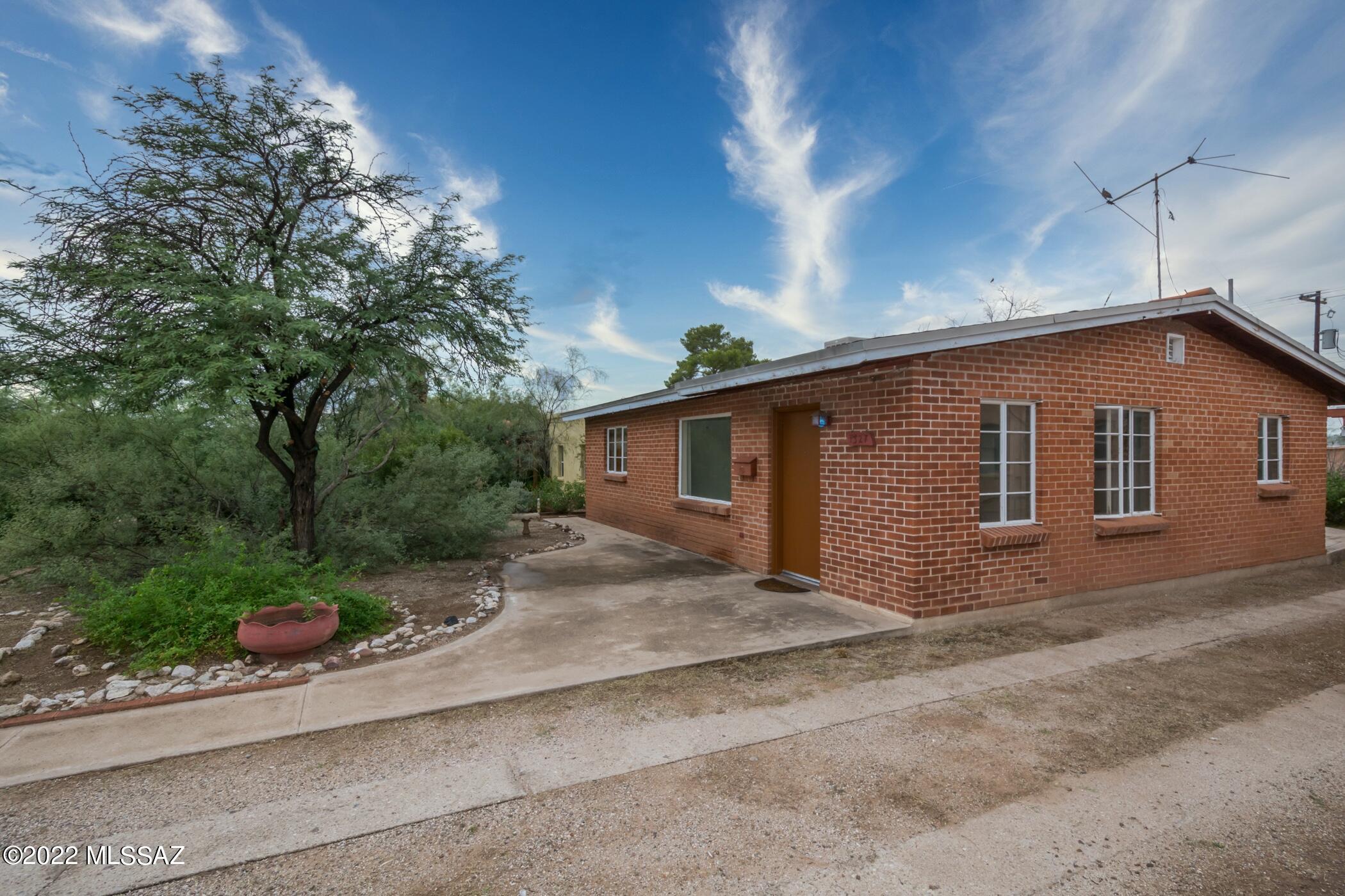 1327 East Spring Street Tucson, AZ 85719 - Photo 1 of 9 Gallery Image 1