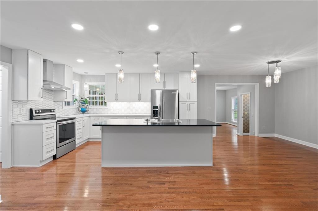 121 Katy Lake Road Jackson, GA 30233 - Photo 6 of 59