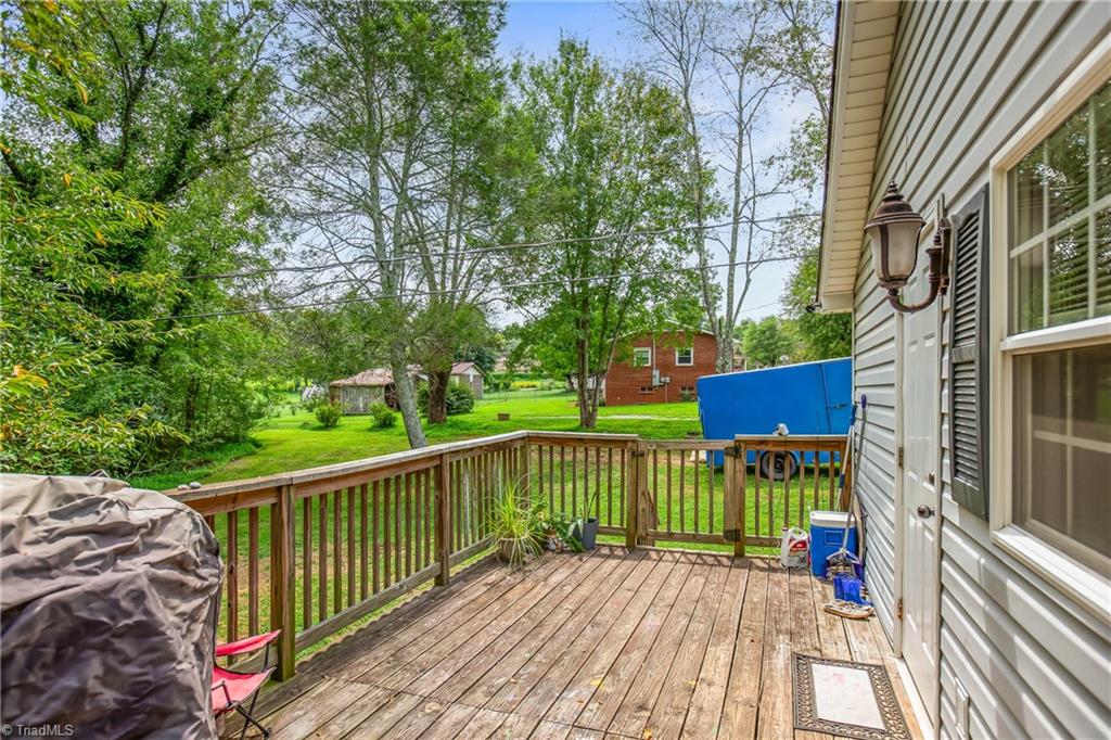 219 Hamby Mountain Road Purlear, NC 28665 - Photo 18 of 27 Gallery Image 18