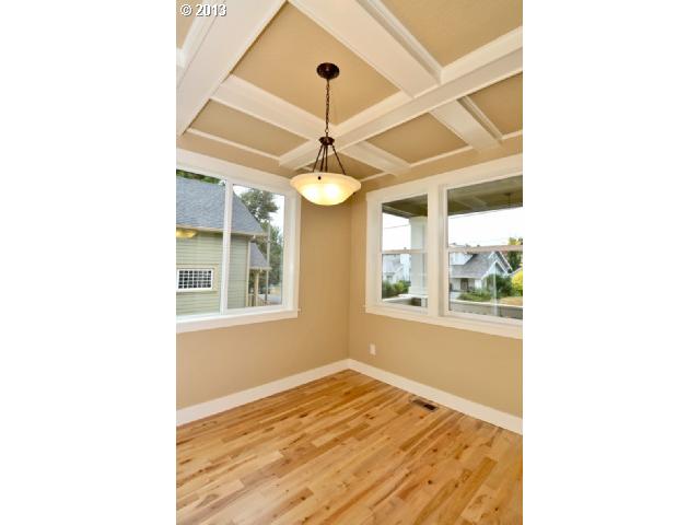 18545 Tryon Way, Unit LOT 2 Gladstone, OR 97027 - Photo 3 of 24 Dining Room