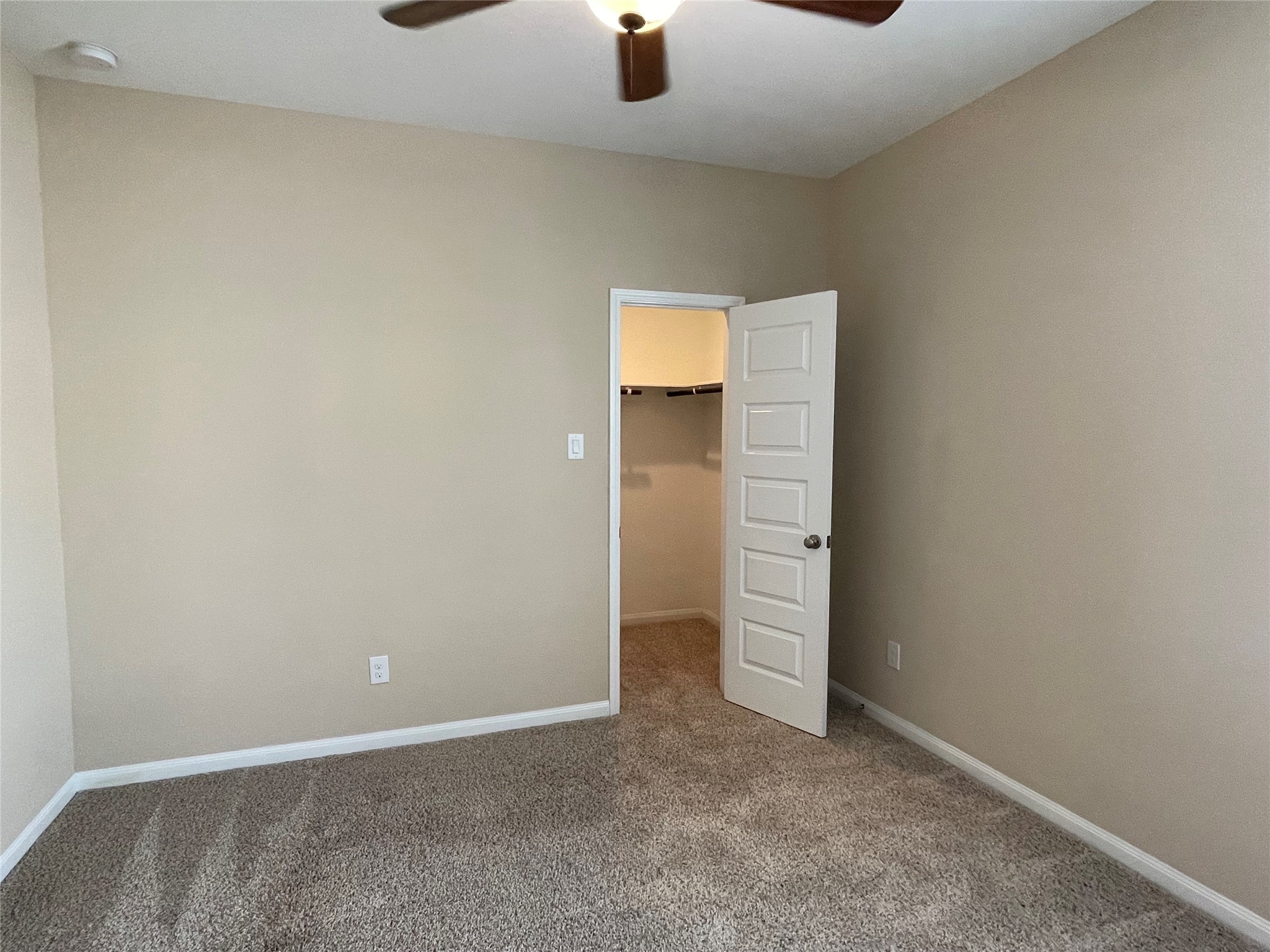 10418 Quiet Courtyard Road Houston, TX 77043 - Photo 43 of 48