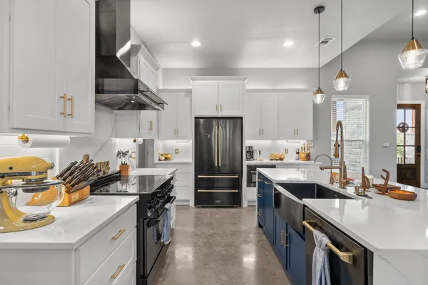 $3,250 | 96 Primrose Lane, Marble Falls, TX 78654