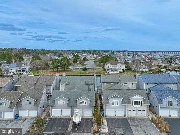 $825,000 | 11 Mallard Drive East, Unit 11B, Ocean Pines, MD 21811