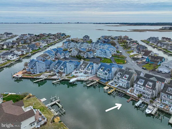 $825,000 | 11 Mallard Drive East, Unit 11B, Ocean Pines, MD 21811