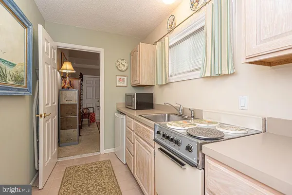 $825,000 | 11 Mallard Drive East, Unit 11B, Ocean Pines, MD 21811