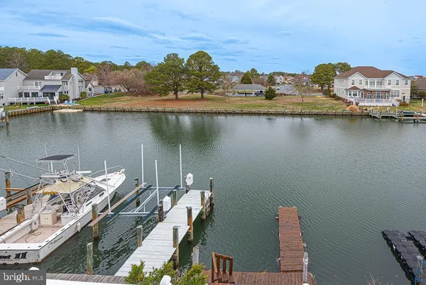 $825,000 | 11 Mallard Drive East, Unit 11B, Ocean Pines, MD 21811
