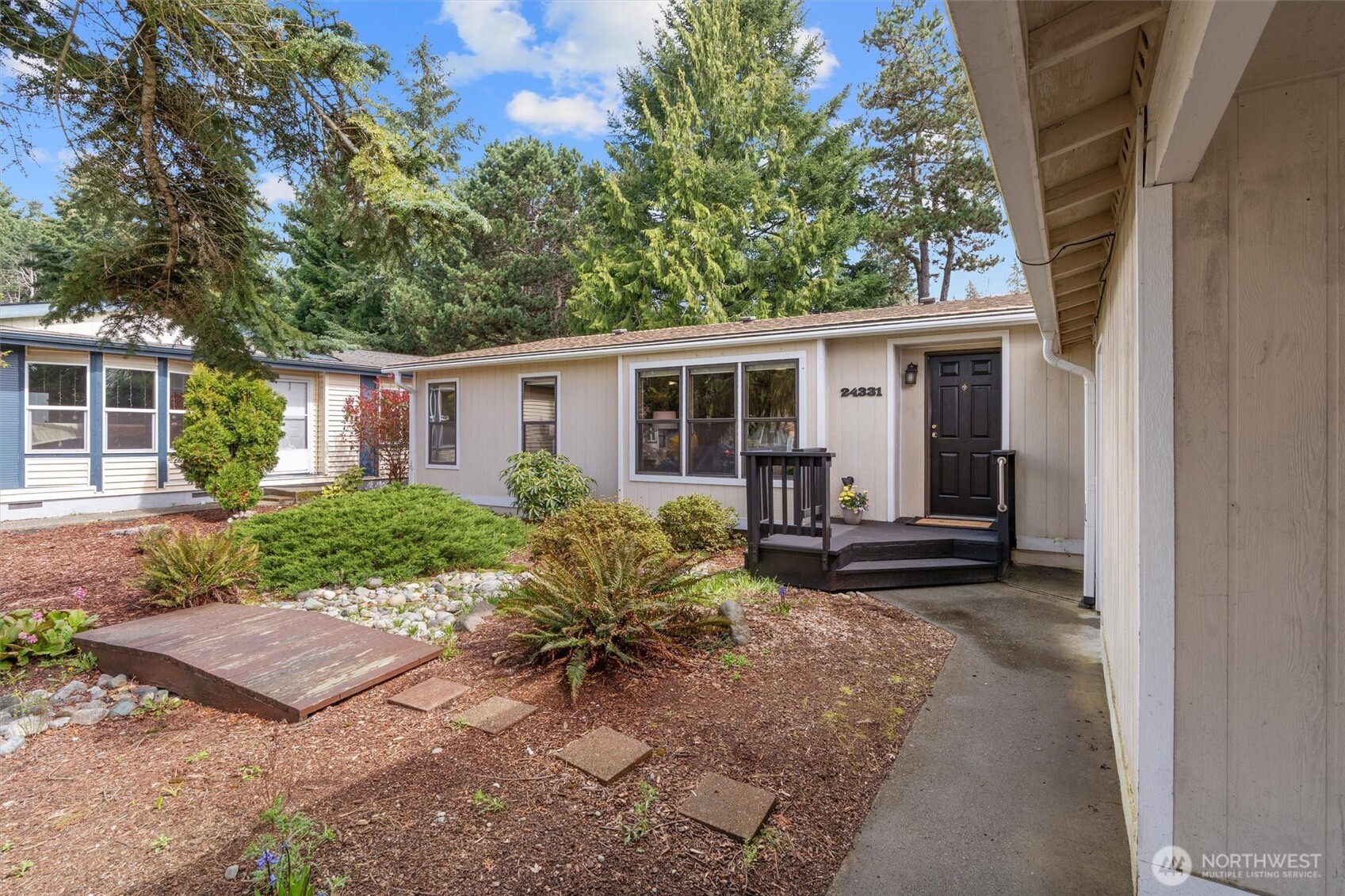 24331 S Park Bothell, WA 98021 - Photo 1 of 40 a view of a house with backyard and sitting area