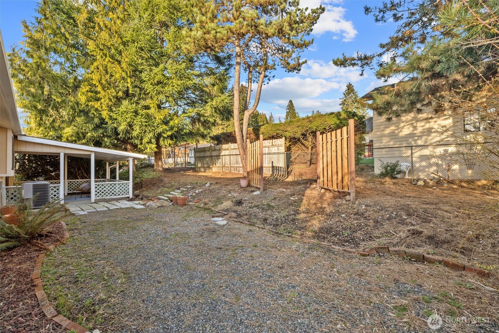24331 S Park Bothell, WA 98021 - Photo 28 of 40 a view of a yard with plants and trees