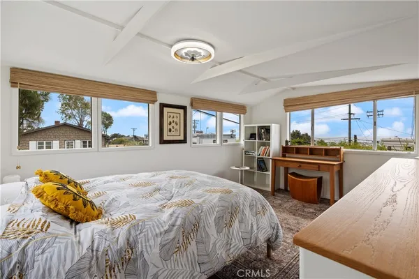 $6,000 | 31641 2nd Avenue, Laguna Beach, CA 92651