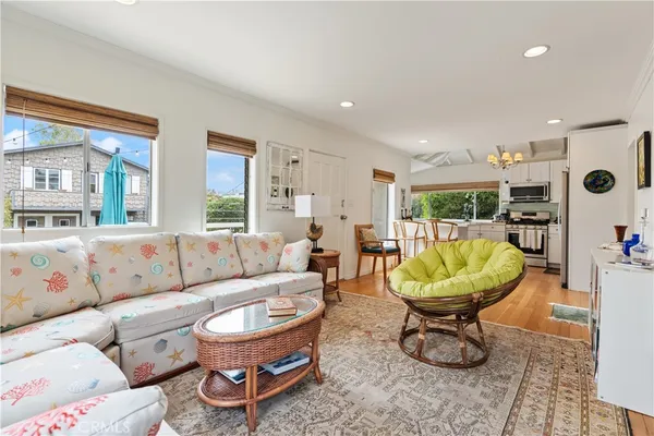 $6,000 | 31641 2nd Avenue, Laguna Beach, CA 92651