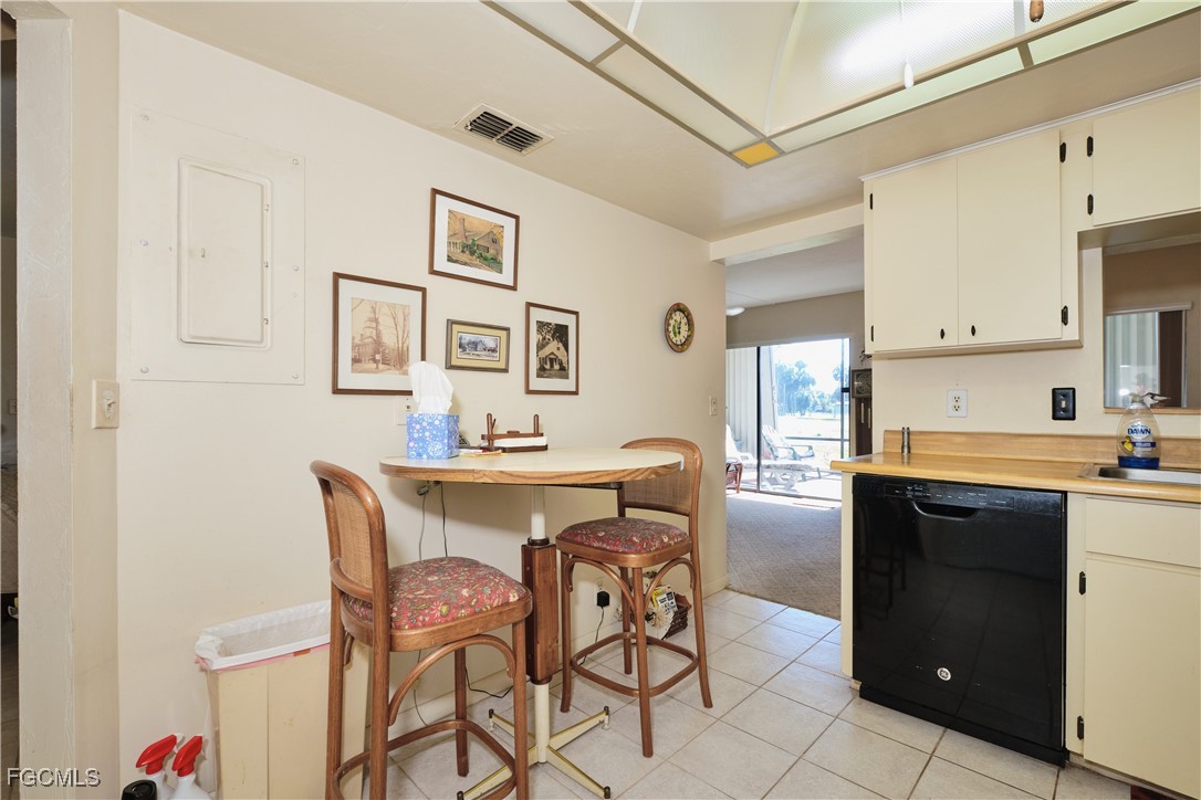 4728 Orange Grove Boulevard, Unit 3 North Fort Myers, FL 33903 - Photo 17 of 50