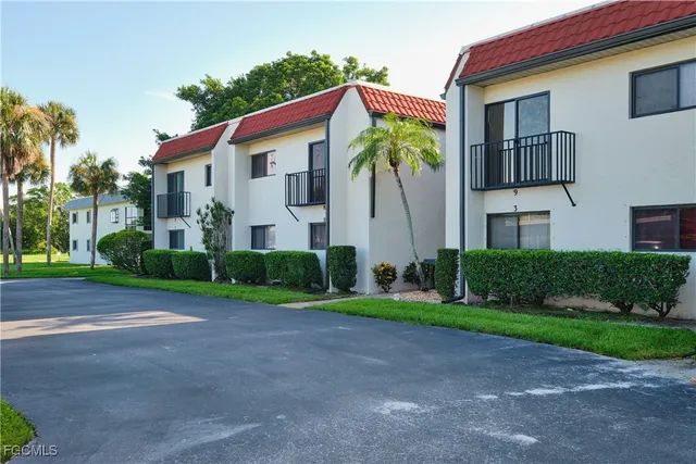$145,000 | 4728 Orange Grove Boulevard, Unit 3, North Fort Myers, FL 33903