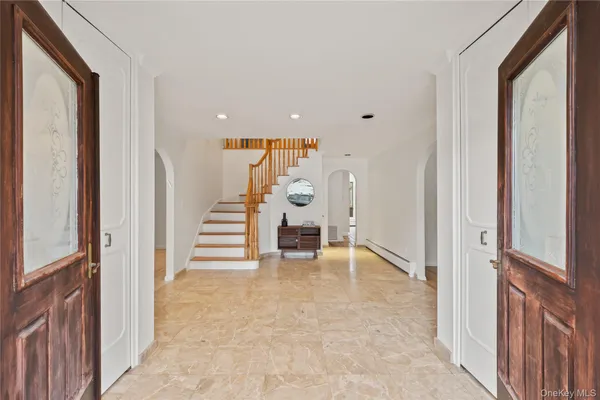 a view of an entryway with furniture