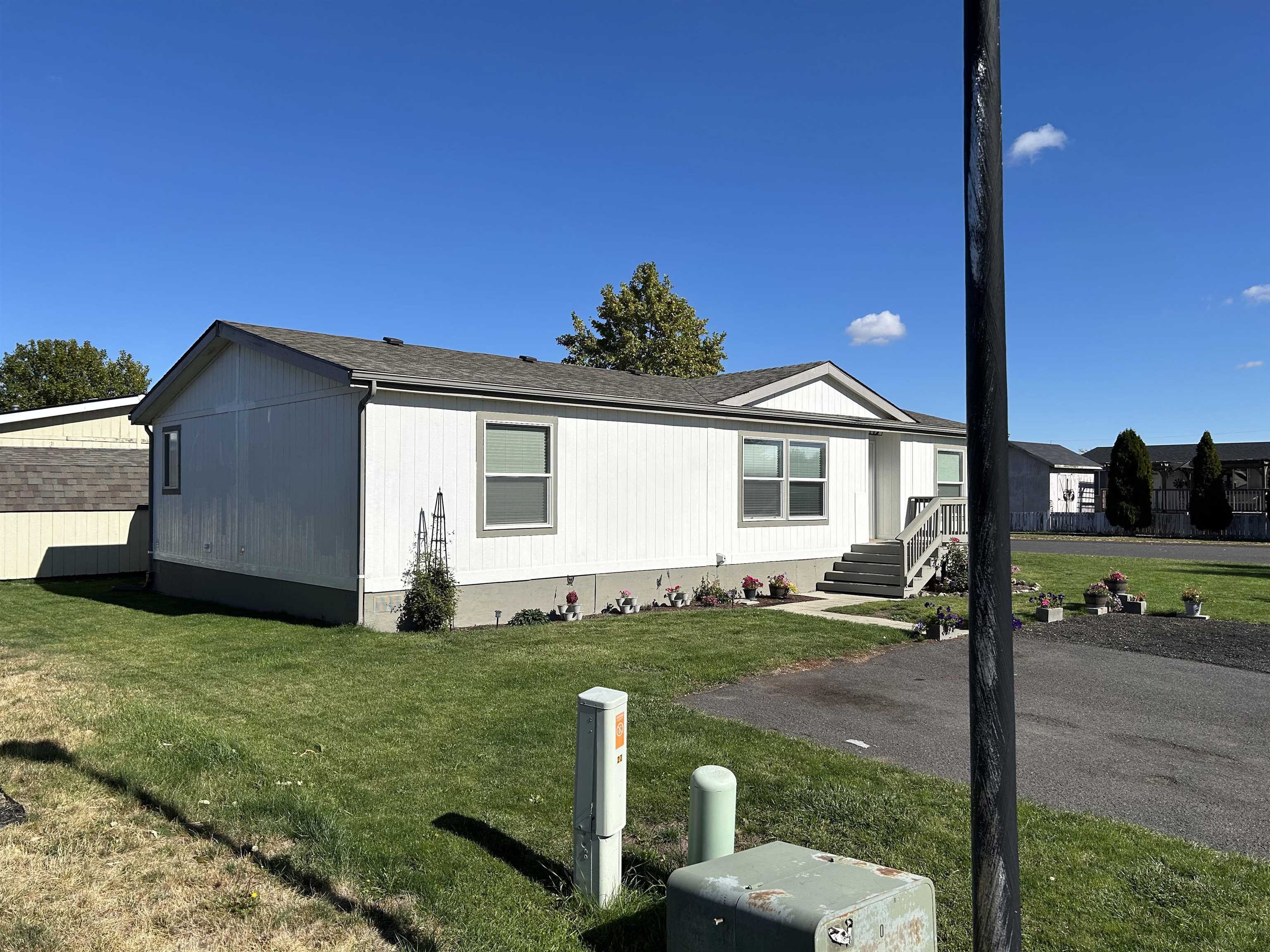 10510 West Richland Road, Unit 28 Cheney, WA 99004 - Photo 2 of 25