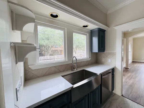 $3,100 | 1345 Nashua Street, Houston, TX 77008