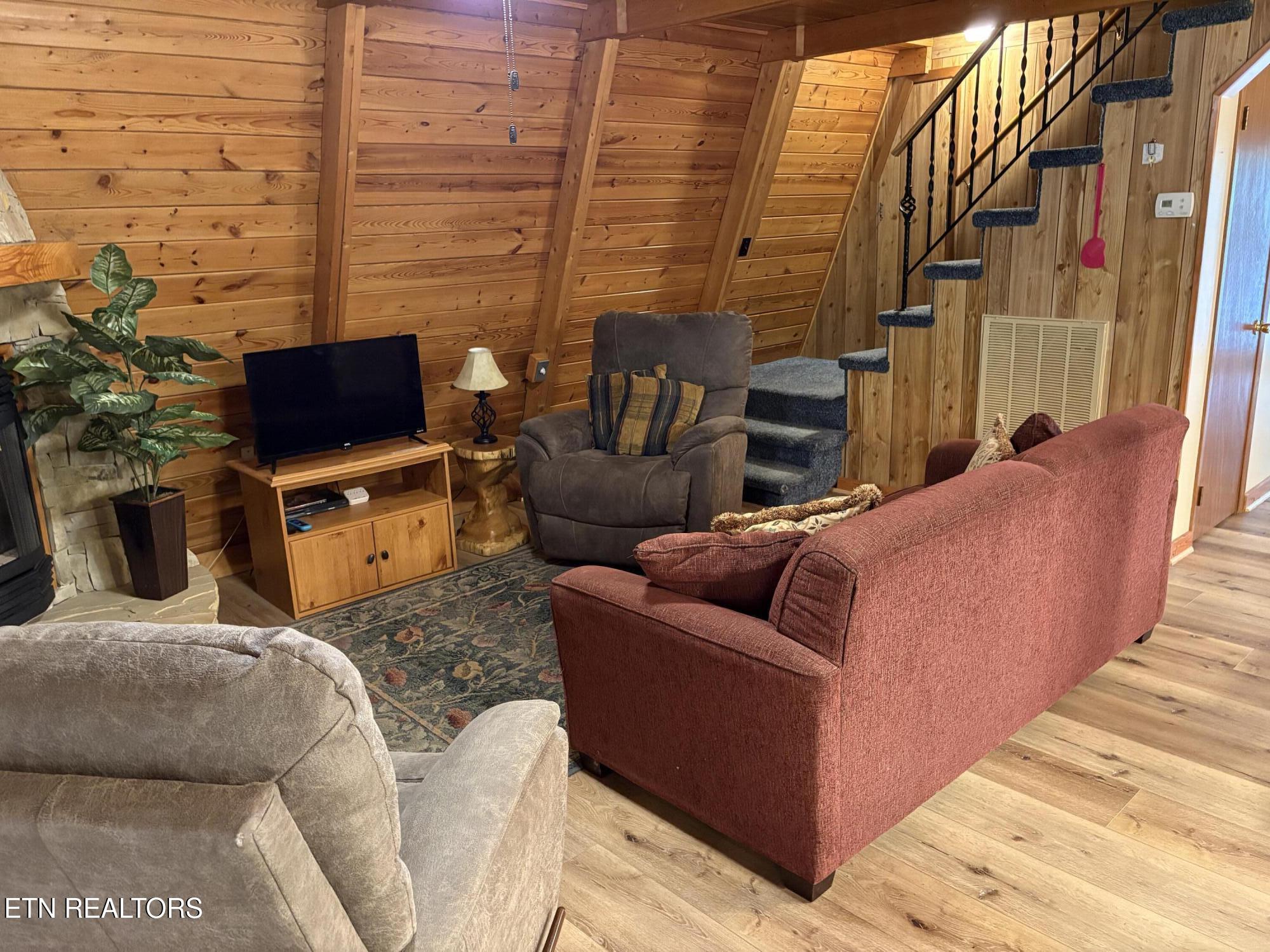 219 Gold Miners Road Tellico Plains, TN 37385 - Photo 7 of 28 IMG_0185