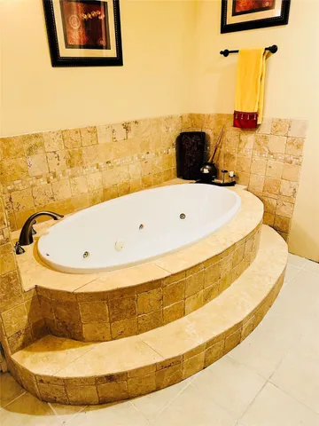 a bathroom with a tub