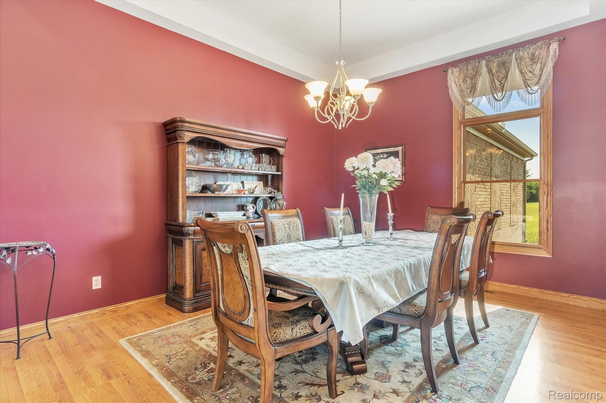 2132 South Oak Road Davison, MI 48423 - Photo 10 of 55 10-2132-S-Oak-Rd-WindowStill-Real-Estate-Photography-10.jpg