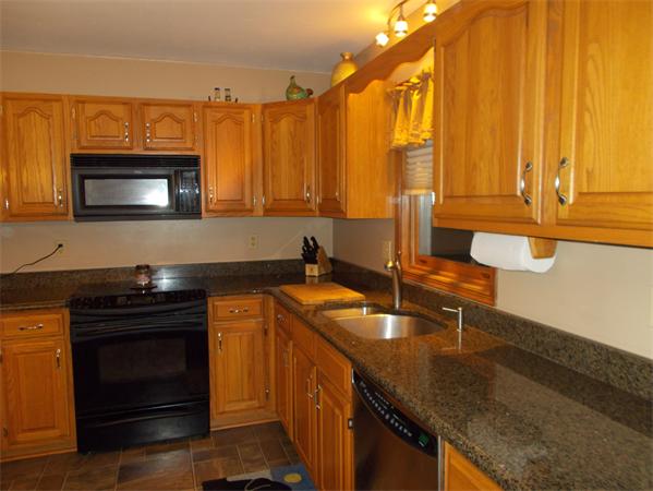 46 South Spencer Road Spencer, MA 01562 - Photo 8 of 30 Gallery Image 8