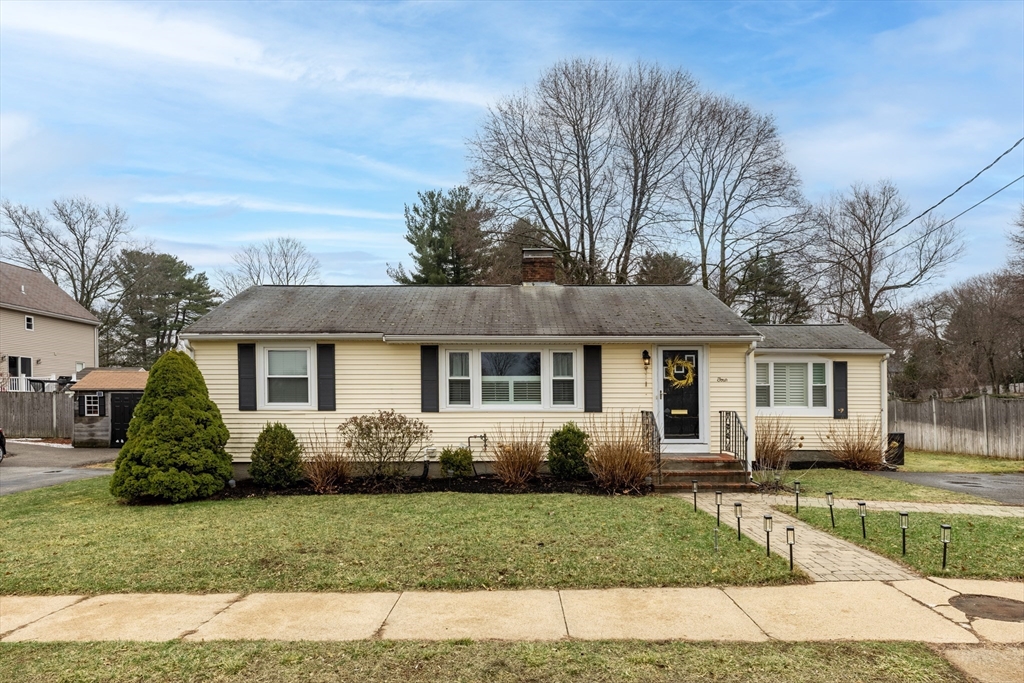 4 Magnolia Terrace Stoneham, MA 02180 - Photo 1 of 20