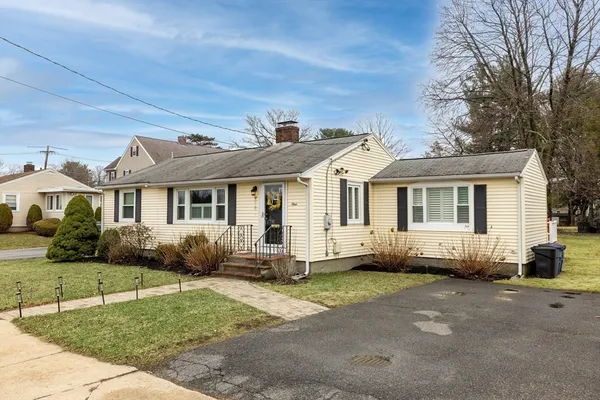 $699,000 | 4 Magnolia Terrace, Stoneham, MA 02180