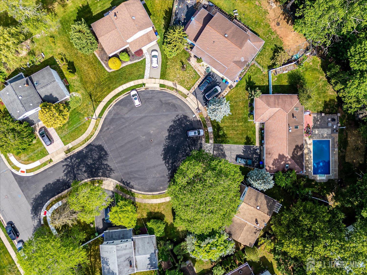 4 Augusta Court Edison, NJ 08820 - Photo 40 of 44