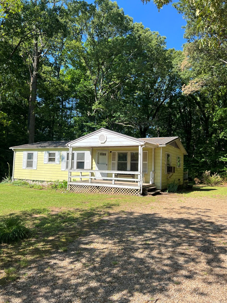 1013 Clayton Road Powhatan, VA 23139 - Photo 2 of 21 Gallery Image 2