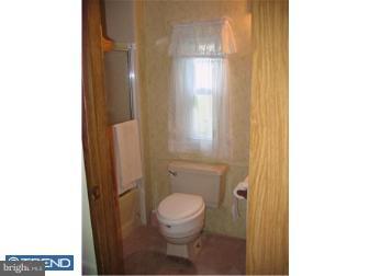 520 University Road Lincoln University, PA 19352 - Photo 11 of 11 Bathroom