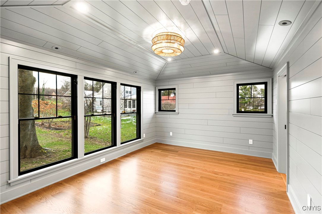 2010 West Lake Road Skaneateles, NY 13152 - Photo 20 of 43