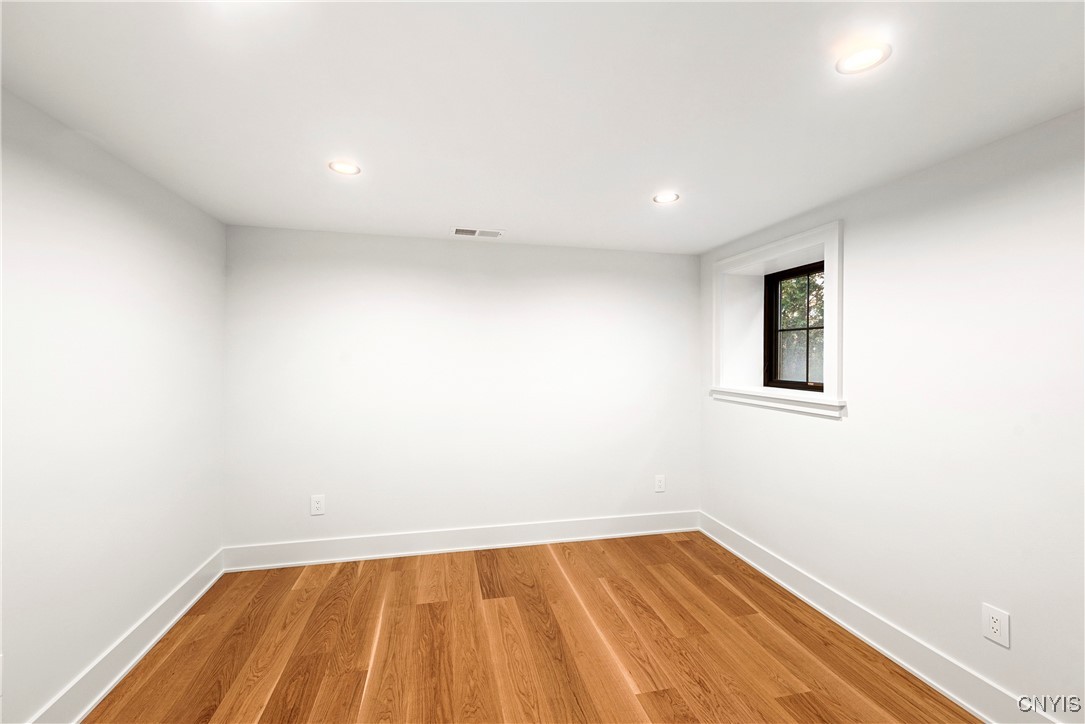 2010 West Lake Road Skaneateles, NY 13152 - Photo 34 of 43