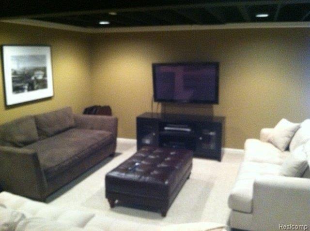 3232 Wren Lane Rochester, MI 48309 - Photo 7 of 10 7.JPG