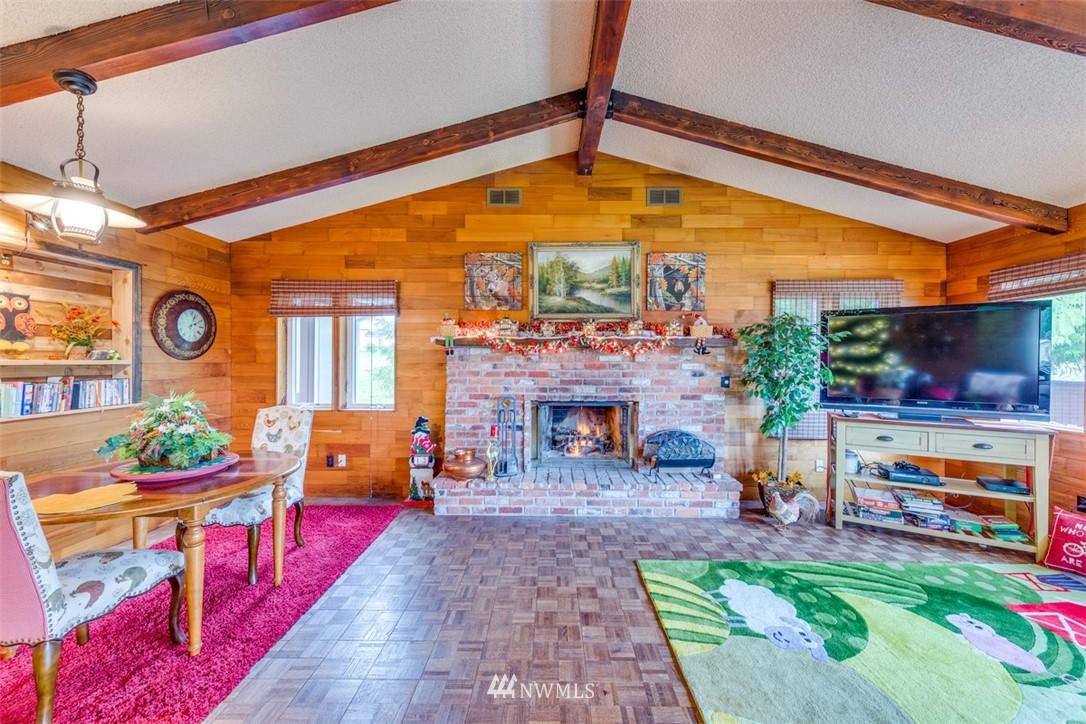 20875 Pugh Road Northeast Poulsbo, WA 98370 - Photo 8 of 25 Gallery Image 8