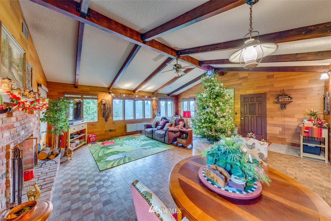 20875 Pugh Road Northeast Poulsbo, WA 98370 - Photo 10 of 25 Gallery Image 10