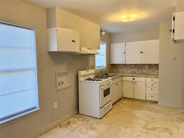 $1,150 | 5310 Laguna Drive, Abilene, TX 79605