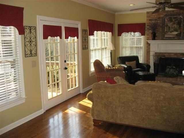 2649 Fox Run Road Seneca, SC 29672 - Photo 3 of 25 Gallery Image 3