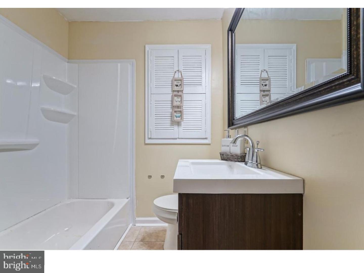 219 Deptford Road Glassboro, NJ 08028 - Photo 16 of 23 Bathroom