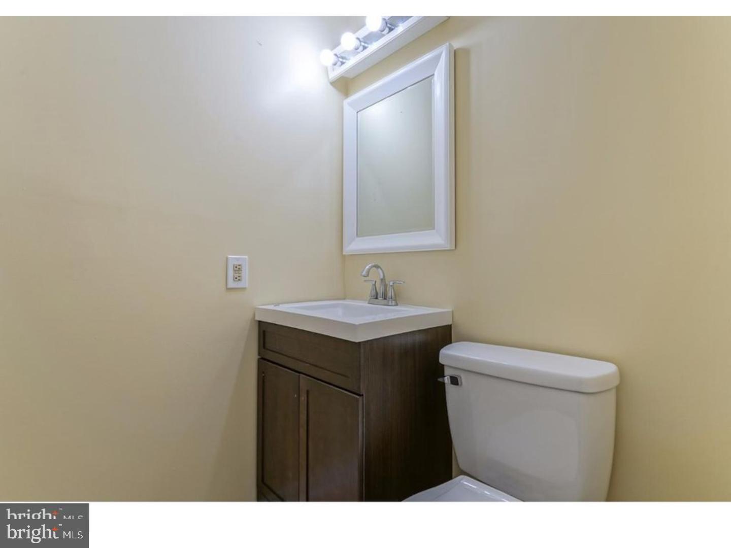 219 Deptford Road Glassboro, NJ 08028 - Photo 17 of 23 Bathroom