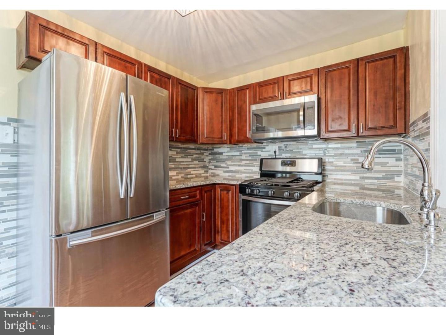 219 Deptford Road Glassboro, NJ 08028 - Photo 5 of 23 Kitchen