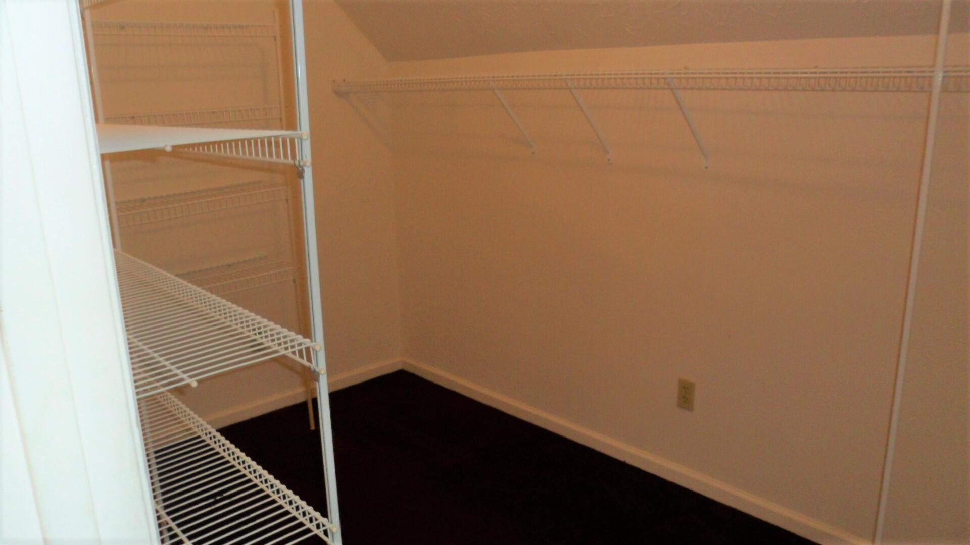 220 Wickliffe Road Frankfort, KY 40601 - Photo 25 of 61 hall closet up