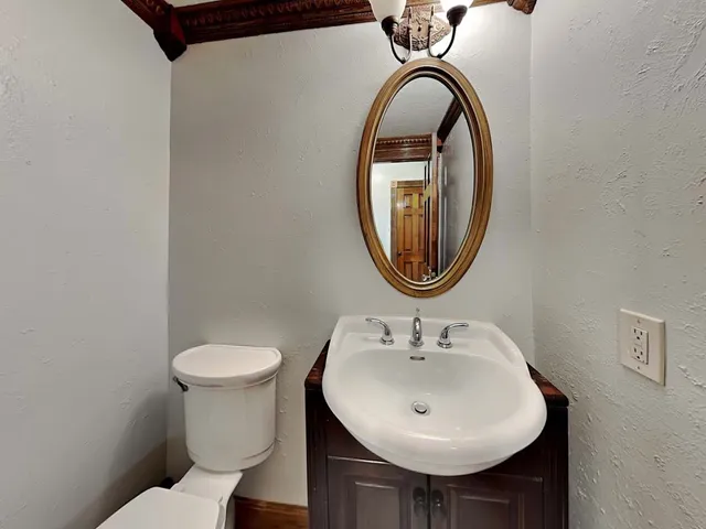 $2,425 | 103 Coral Bay Drive, League City, TX 77573