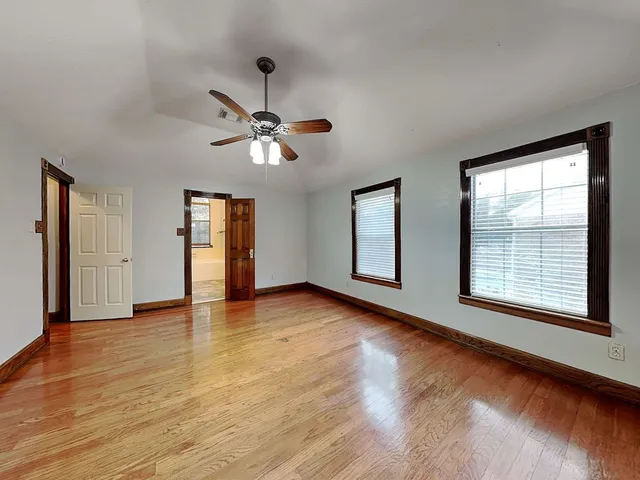 $2,425 | 103 Coral Bay Drive, League City, TX 77573