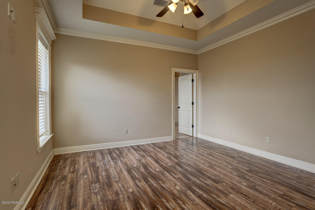 101 Biscayne Lane Lafayette, LA 70508 - Photo 15 of 30 Principal Bedroom