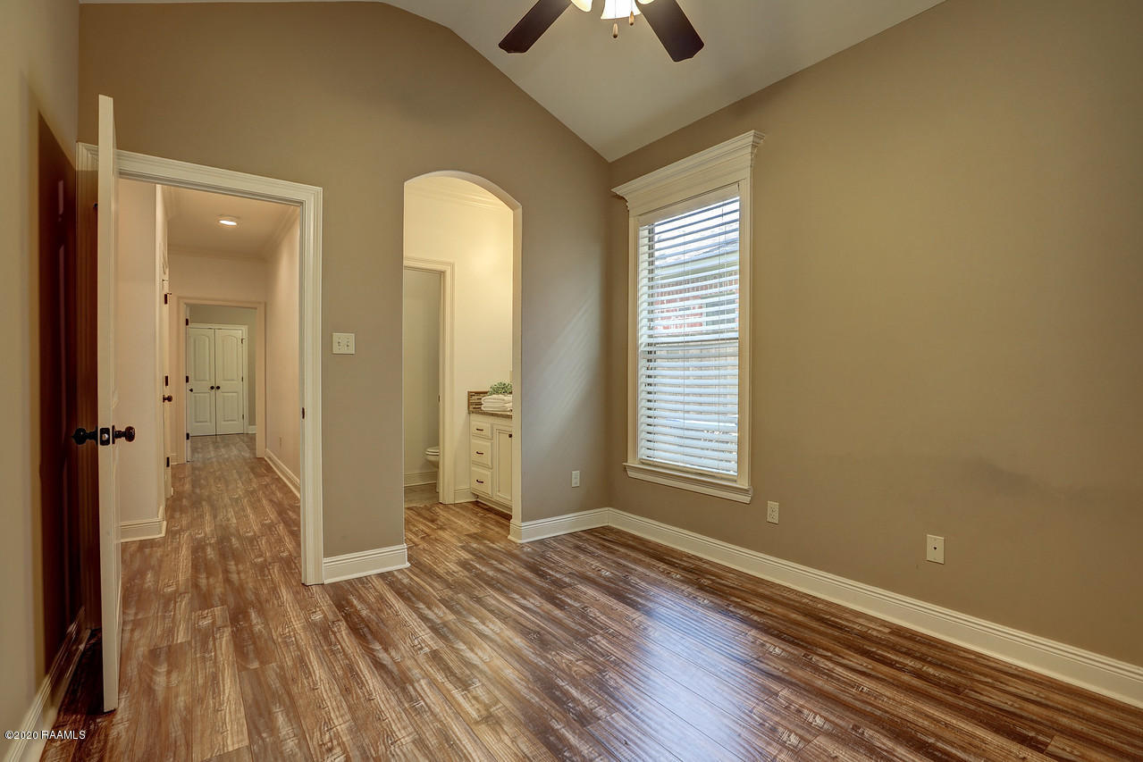 101 Biscayne Lane Lafayette, LA 70508 - Photo 21 of 30 Bedroom 2