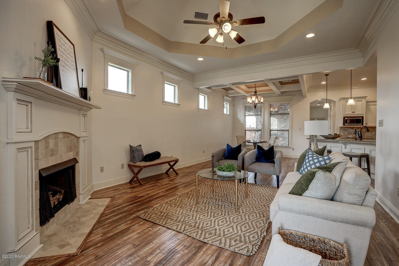 101 Biscayne Lane Lafayette, LA 70508 - Photo 3 of 30 Living Room